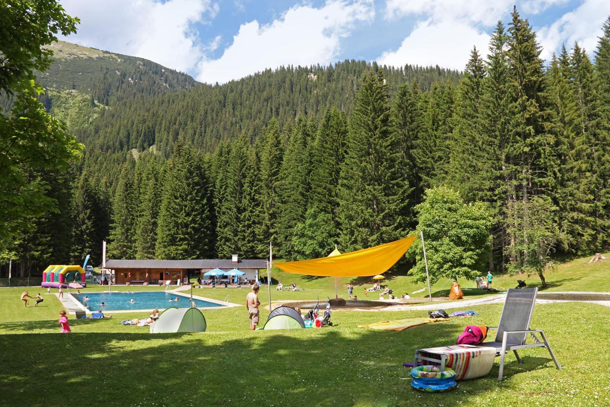 Haus Daheim Panzió Berwang Kültér fotó